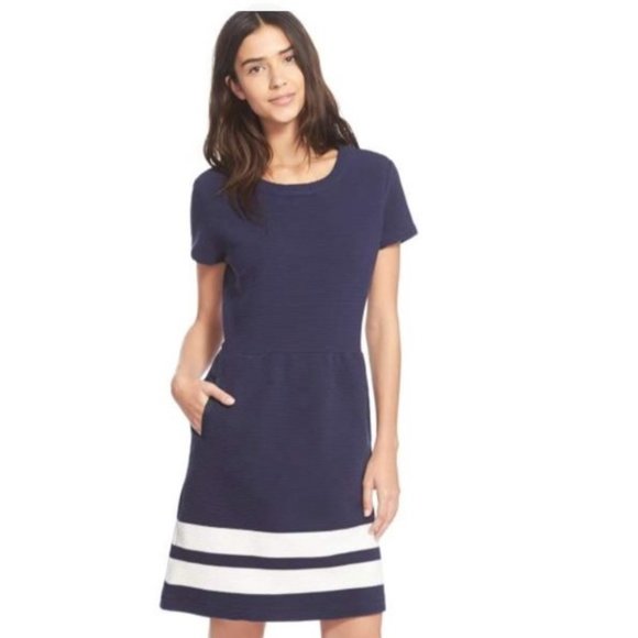 Vineyard Vines Dresses & Skirts - Vineyard Vines Ottoman Striped Sheath Dress 4 S